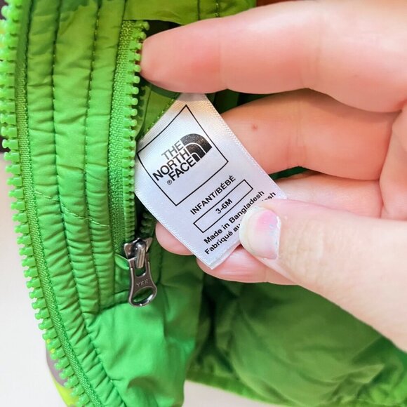 The‎ North Face Infant Reversible Insulated Jacket 3-6M Green & Camouflage - Picture 6 of 7